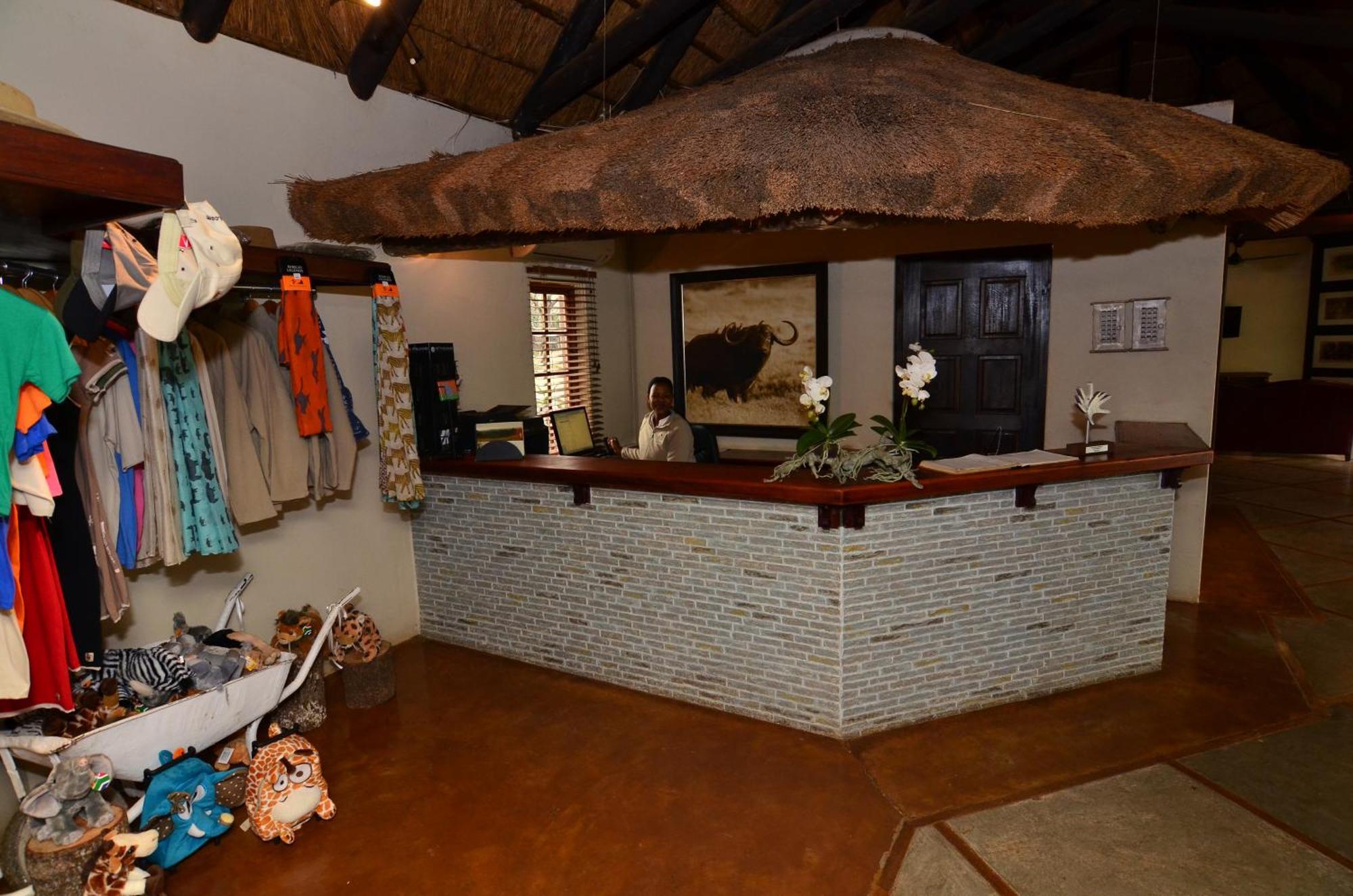 Amakhosi Safari Lodge&Spa Magudu Rum bild