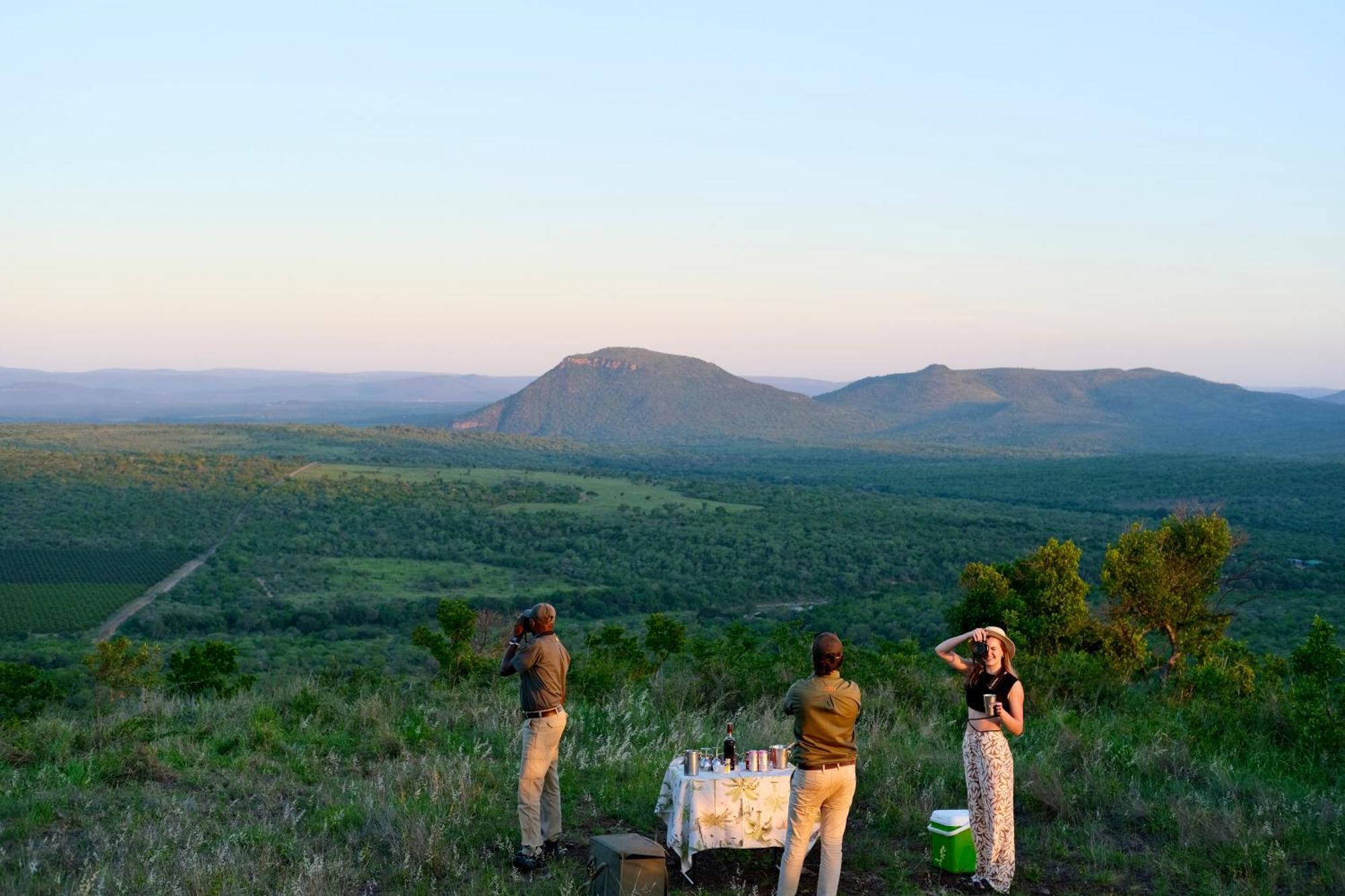 Amakhosi Safari Lodge&Spa Magudu Exteriör bild