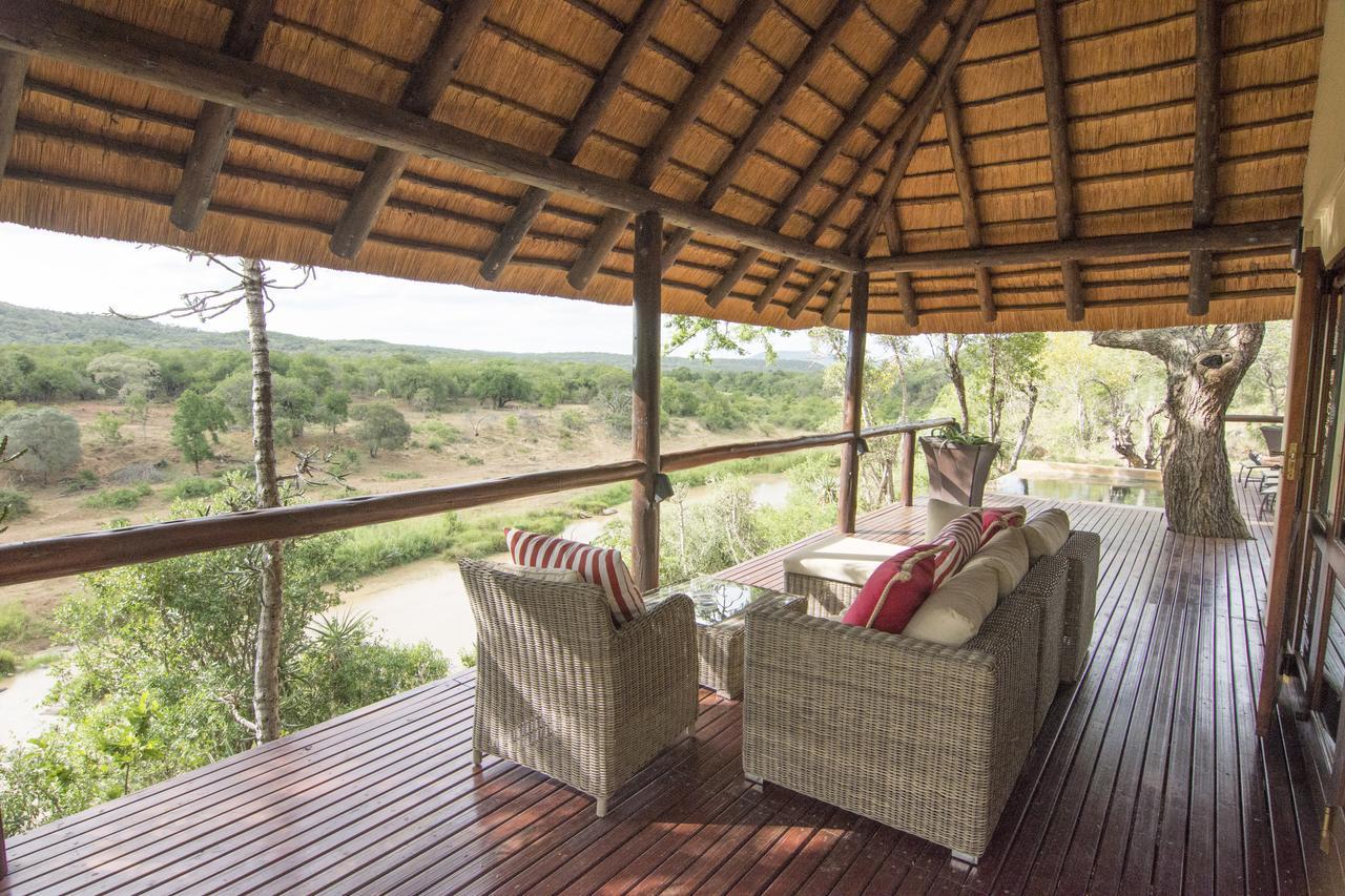 Amakhosi Safari Lodge&Spa Magudu Exteriör bild